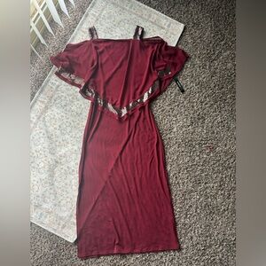 Glamour Burgundy Off-Shoulder Midi Dress